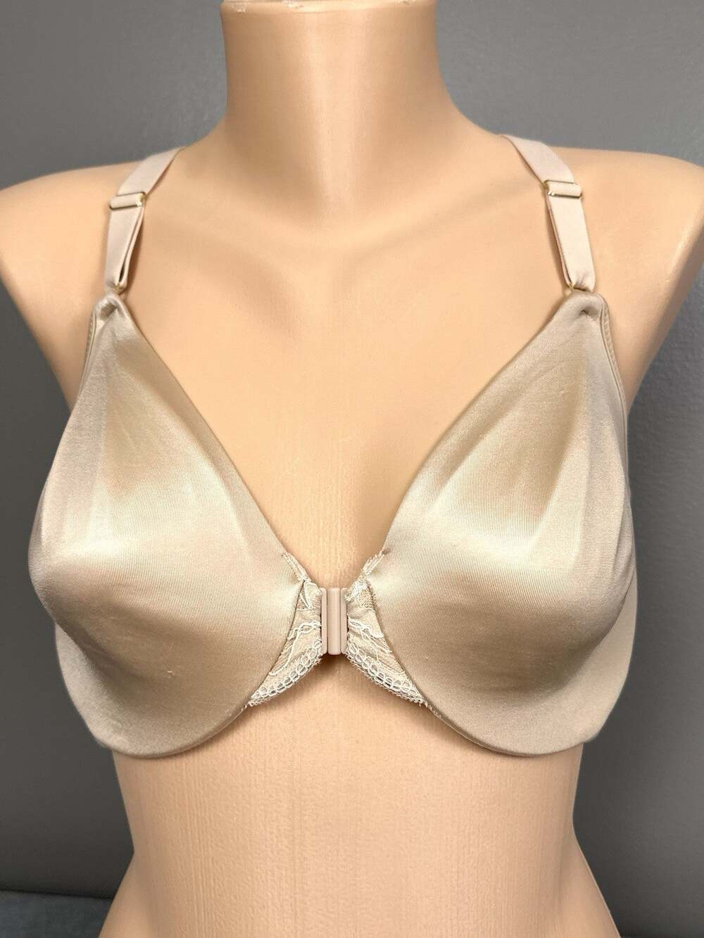 36D Lilyette 830 Elegant Lift and Smooth Front Close T Back Bra Beige Unlined